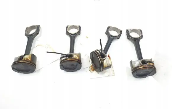 Mercedes-Benz C W205 Piston with connecting rod DKA2740017