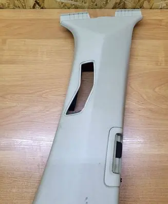 Volvo XC60 (B) pillar trim (top) 30671771