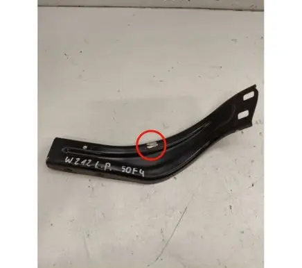 Mercedes-Benz E W212 Headlight/headlamp mounting bracket A2126200185