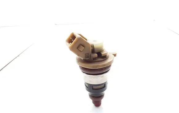Fuel injector