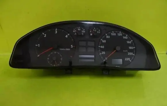 Audi A4 S4 B5 8D Speedometer (instrument cluster) 8D0919034