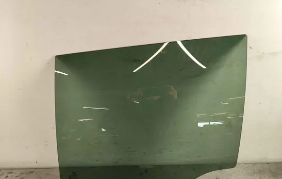 Rear vent window glass