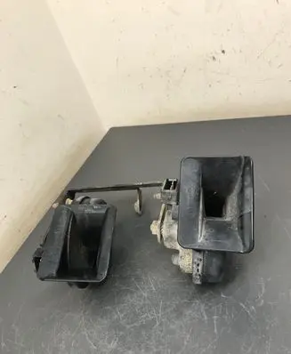 BMW 5 E60 E61 Horn signal 0092018