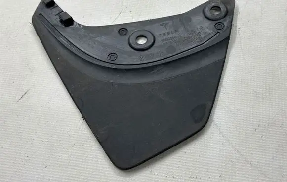 Tesla Model Y Front mudguard 162800500A