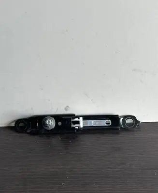 Toyota Avensis T270 Seat belt adjustment rail F515001