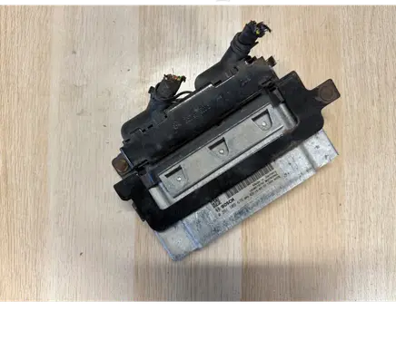 Skoda Fabia Mk3 (NJ) Engine control unit/module 04C907309J