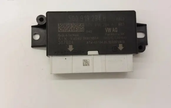 Volkswagen PASSAT B8 Parking PDC control unit/module 5Q0919294H