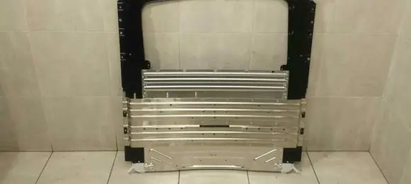 BMW 7 E65 E66 Sunroof frame 7028569