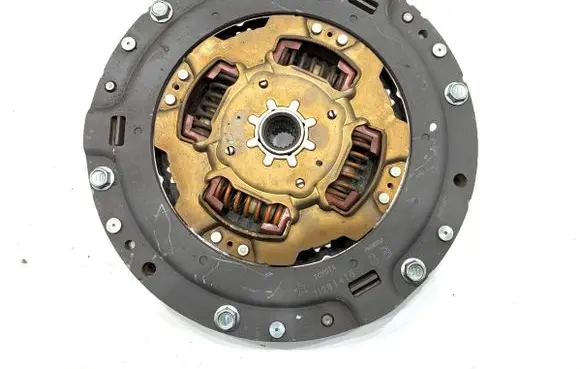 Toyota Auris E180 Clutch set kit 71291416