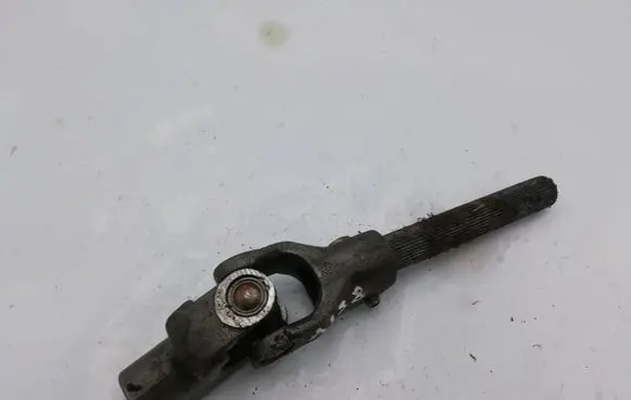 Toyota Avensis T250 Steering column universal joint NOCODE