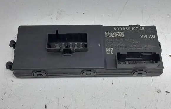 Cupra Formentor Tailgate/trunk control unit/module 5Q0959107AB 5Q0959107J A2C73762919