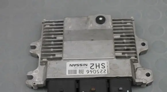 Nissan Note (E12) Engine control unit/module NEC016080
