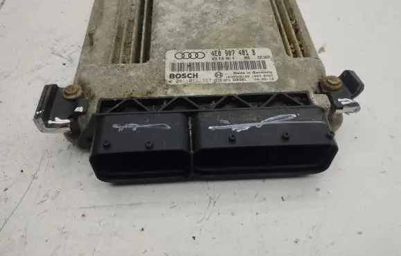 Audi A8 S8 D3 4E Engine control unit/module 4E0907401B 0281011327