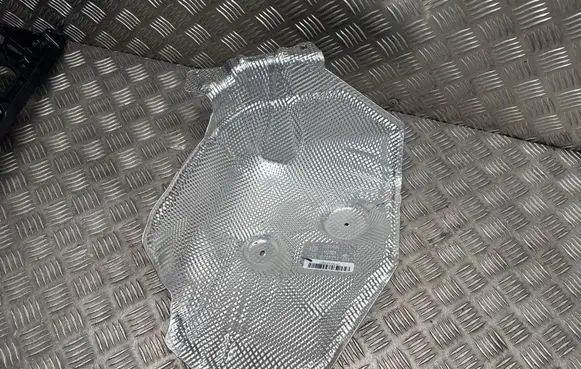 BMW X6 G06 Exhaust heat shield 7424938