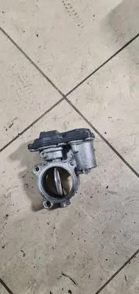 BMW 5 F10 F11 Throttle valve 7810752