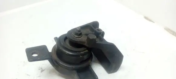 Hyundai Santa Fe Engine mount bracket