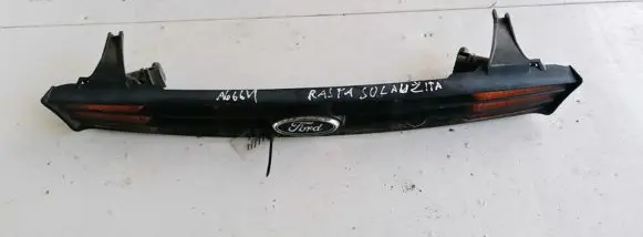 Ford Focus Front grill XS4X13K343B XS4X-13K343-B