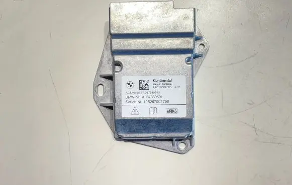 BMW 1 F40 Airbag control unit/module 31987389501