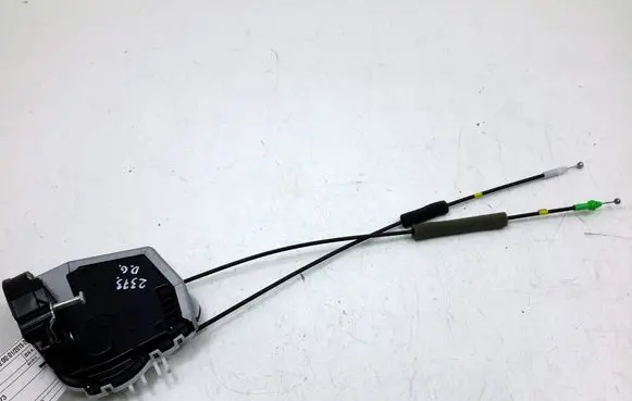 Toyota Prius (XW50) Rear door lock 6905052210