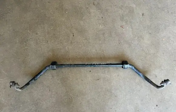 BMW 5 F10 F11 Front anti-roll bar/sway bar 6793395