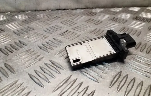 Dodge Nitro Mass air flow meter AFH70M49