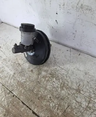 Volvo S40, V40 Brake booster 136893 30884422 30884424