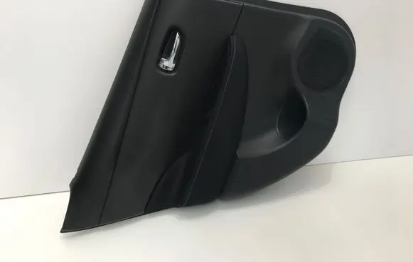 Nissan Leaf II (ZE1) Rear door card panel trim 829113NL0A