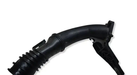 Volvo C30 Intercooler hose/pipe AV6Q9351AD