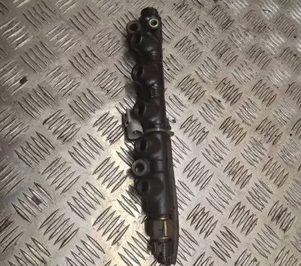 Toyota Avensis T220 Fuel main line pipe 8945812010