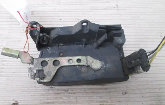 Lancia Dedra Rear door lock