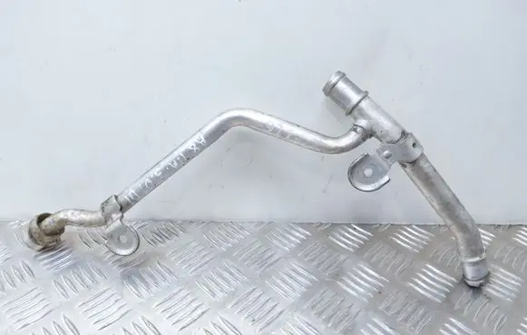Audi A8 S8 D4 4H Engine coolant pipe/hose 4H0121485AA