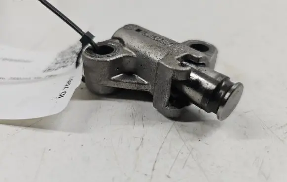 KIA Sorento Timing belt/chain tensioner 