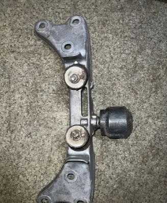 BMW 7 E38 Gearbox mounting bracket 1092557