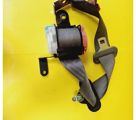 Subaru Forester SF Rear seatbelt 90543A0