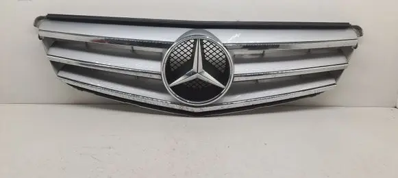 Mercedes-Benz C W204 Front bumper upper radiator grill A2078880260