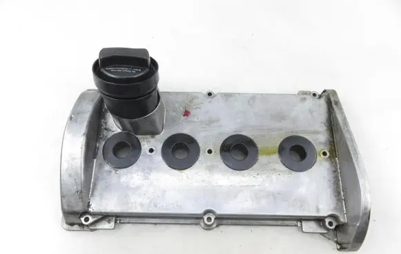 Seat Leon (1M) Rocker cam cover 06A103475P