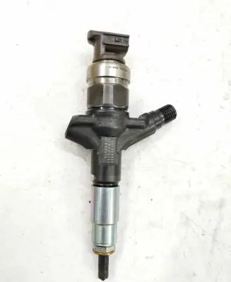 Subaru Outback Fuel injector 16613AA030 02M02676 EWS00250