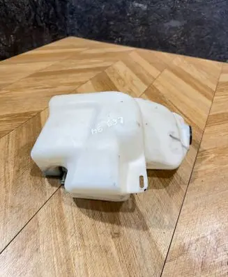 Opel Insignia A Windshield washer fluid reservoir/tank 401140137 13240935