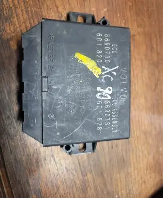 Volvo XC90 Parking PDC control unit/module 8690730