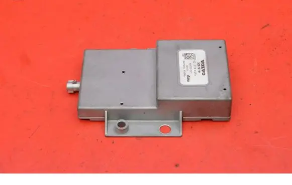 Volvo V50 Sound amplifier 30679781