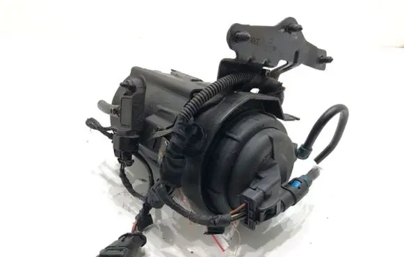 Opel Zafira B Fuel filter housing 551520055198717