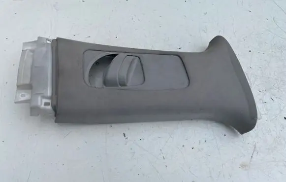 Lexus IS 220D-250-350 (B) pillar trim (top) 7313553020