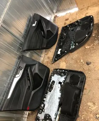Ford Focus Front door card panel trim A13898546