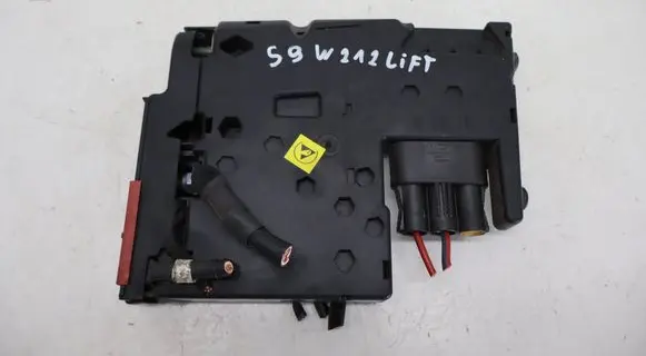 Mercedes-Benz E W212 Positive cable (battery)