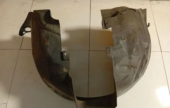 Volvo S80 Front wheel arch liner splash guards 30796325