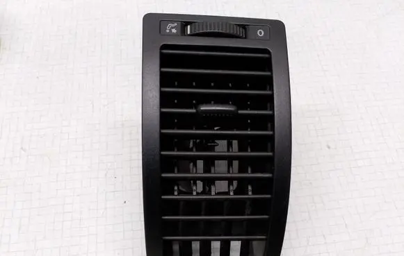 Volkswagen Polo Dashboard side air vent grill/cover trim 6Q08190401C 6Q0819704