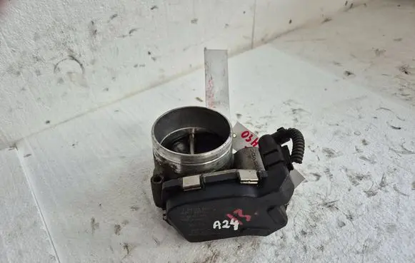 Audi Q7 4M Throttle body valve 03H133062