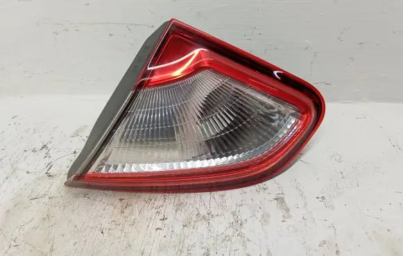 Nissan Qashqai+2 Tailgate rear/tail lights B26550BR01A 89503209 0002