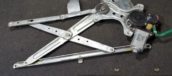 Toyota Picnic Sliding door window regulator with motor