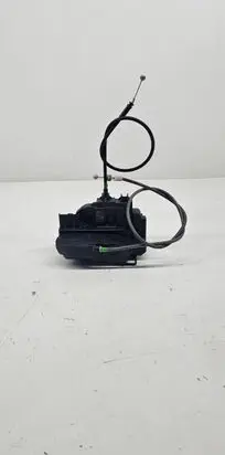 Nissan Qashqai Rear door lock 